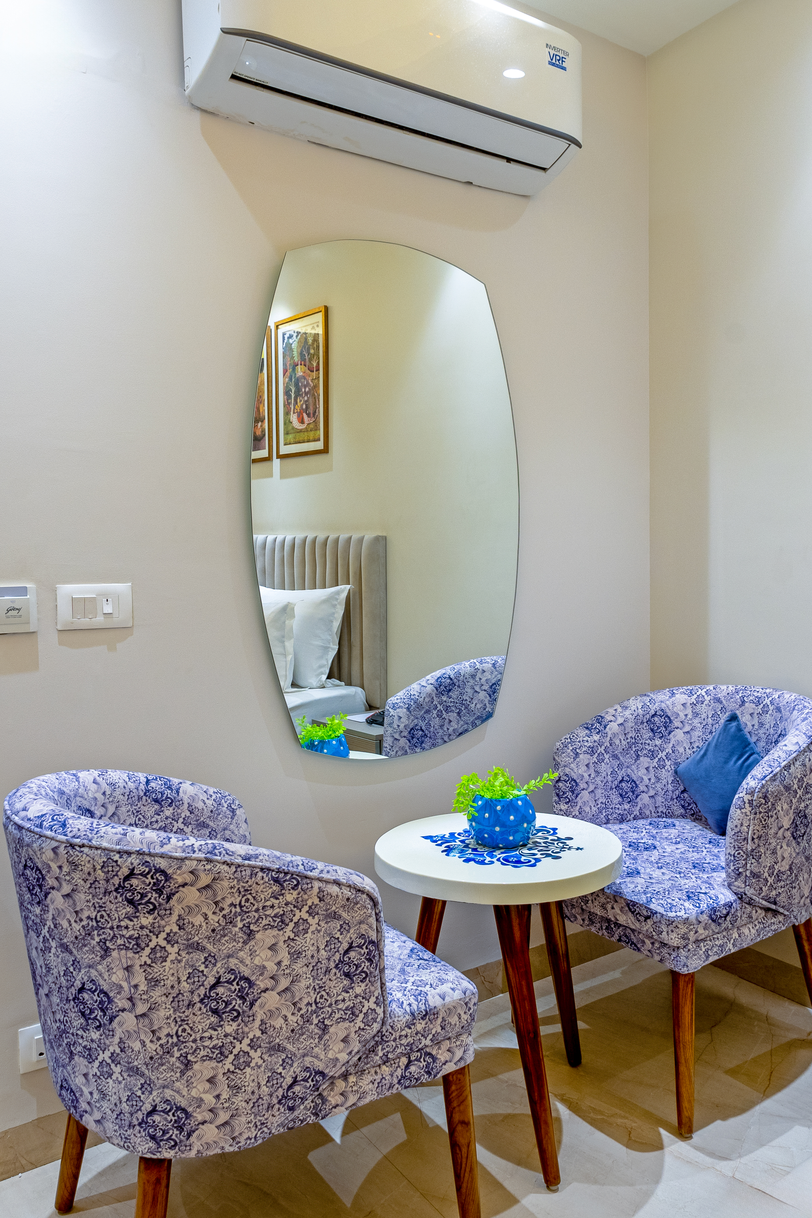 Executive Room with Desk